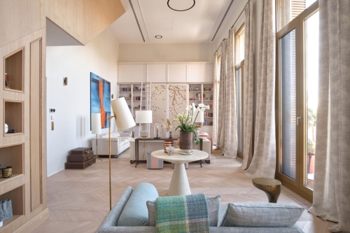 LaMaison-01-design-furniture-contemporary-penthouse-02